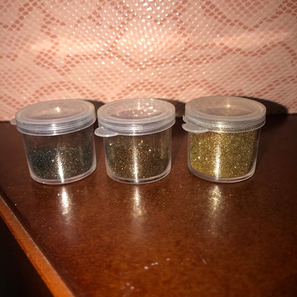 Bundle of cosmetic glitter - Picture 5 of 6
